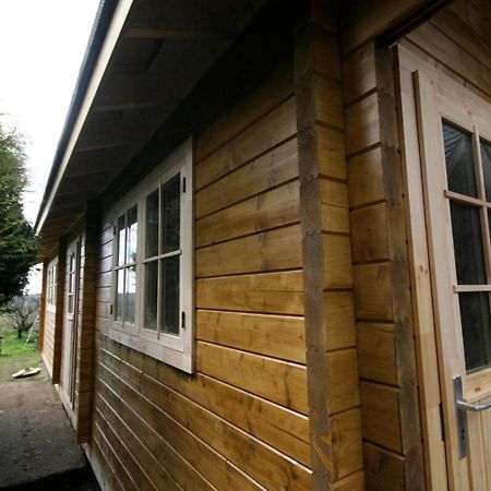 Yealm Cabin Self Catering Log Cabin In Devon With Hot Tub Plymouth Exterior foto